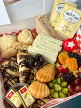 Load image into Gallery viewer, The AFTERNOON TEA Box
