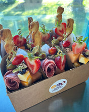 Load image into Gallery viewer, Charcuterie Cups