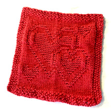 Load image into Gallery viewer, Cotton knit heart-motif dish cloths (handmade)
