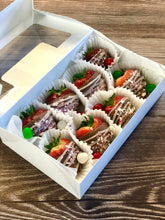 Load image into Gallery viewer, Merry &amp; Bright Chocolate Dipped Strawberries
