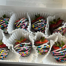 Load image into Gallery viewer, Chocolate-Dipped Strawberries
